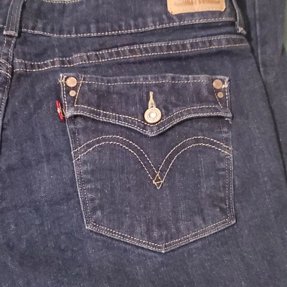 Levi's 526 Slender Boot Jeans - Picture 4 of 6